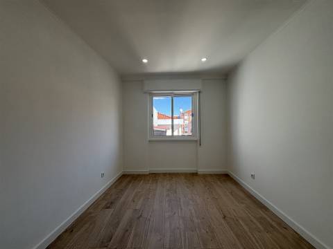 Apartamento T2+1 Venda em Odivelas,Odivelas
