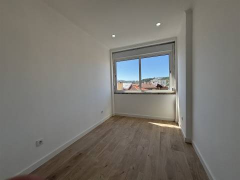 Apartamento T2+1 Venda em Odivelas,Odivelas
