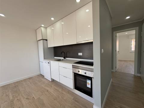 Apartamento T2+1 Venda em Odivelas,Odivelas