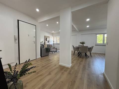 Apartamento T3 Venda em Benfica,Lisboa