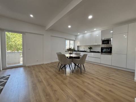 Apartamento T3 Venda em Benfica,Lisboa