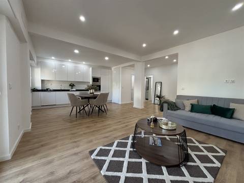 Apartamento T3 Venda em Benfica,Lisboa