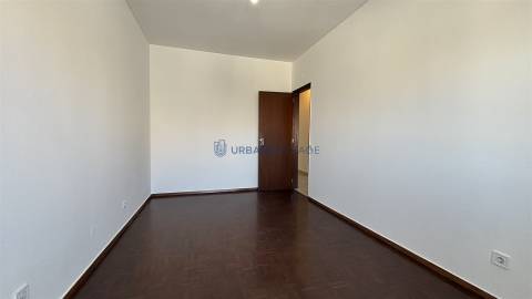 Apartamento T2 Venda em Cacém e São Marcos,Sintra