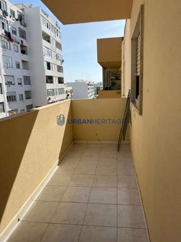 Apartamento T3 Arrendamento em Olhão,Olhão
