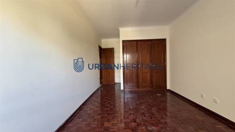 Apartamento T2 Venda em Algueirão-Mem Martins,Sintra