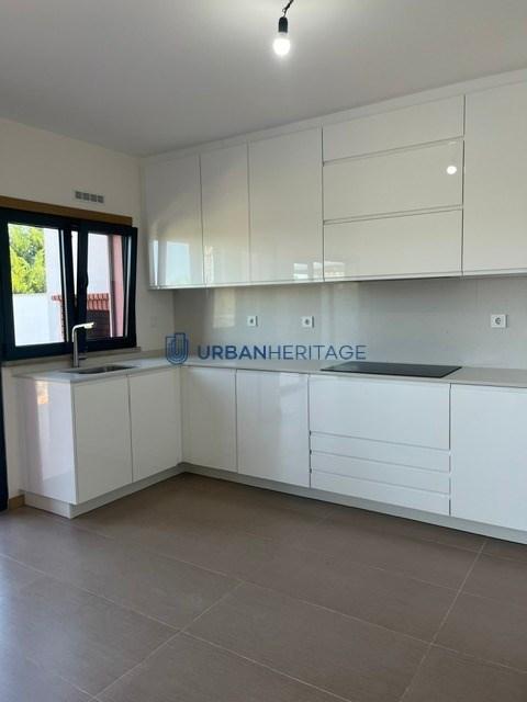 Moradia Geminada T2 Venda em Guia,Albufeira