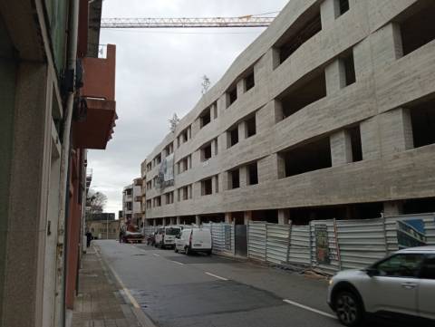 T2 Novo no Empreendimento Boss Gardens em Paranhos, Porto, com Jardim e Terraço!