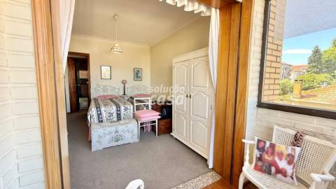 Apartamento T2+1 com Garagem, no Jardim Soares dos Reis!