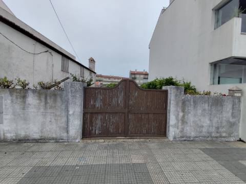 🌊🏡 Moradia Exclusiva na Torreira – Entre a Praia e a Ria