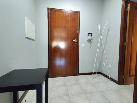 Apartamento T1 Arrendamento em Oliveira do Douro,Vila Nova de Gaia