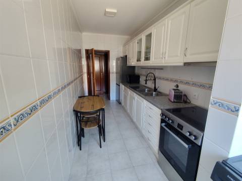Apartamento T1 Arrendamento em Oliveira do Douro,Vila Nova de Gaia