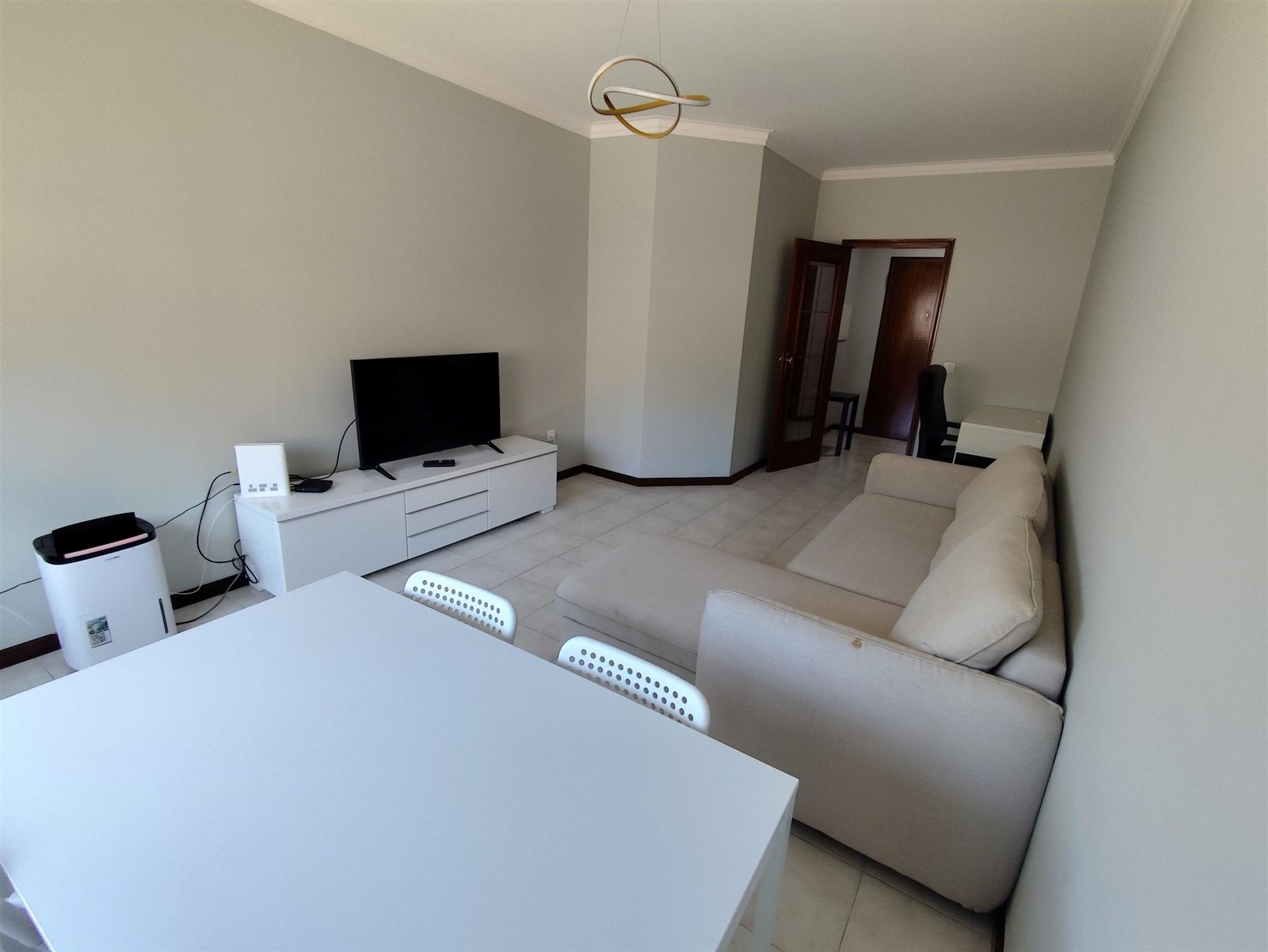 Apartamento T1 Arrendamento em Oliveira do Douro,Vila Nova de Gaia