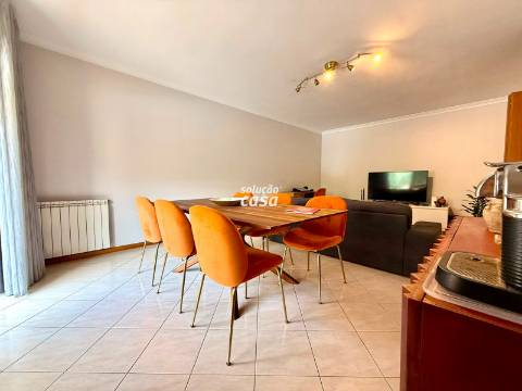 Apartamento T2 com Lugar de Garagem | Excelente Localização