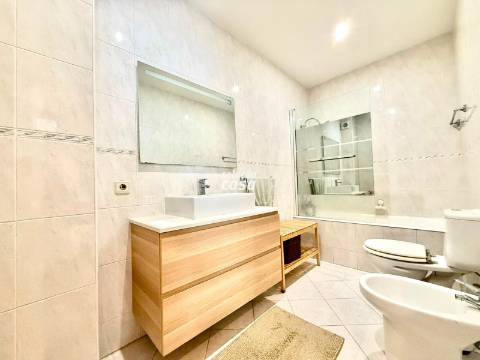 Apartamento T2 com Lugar de Garagem | Excelente Localização