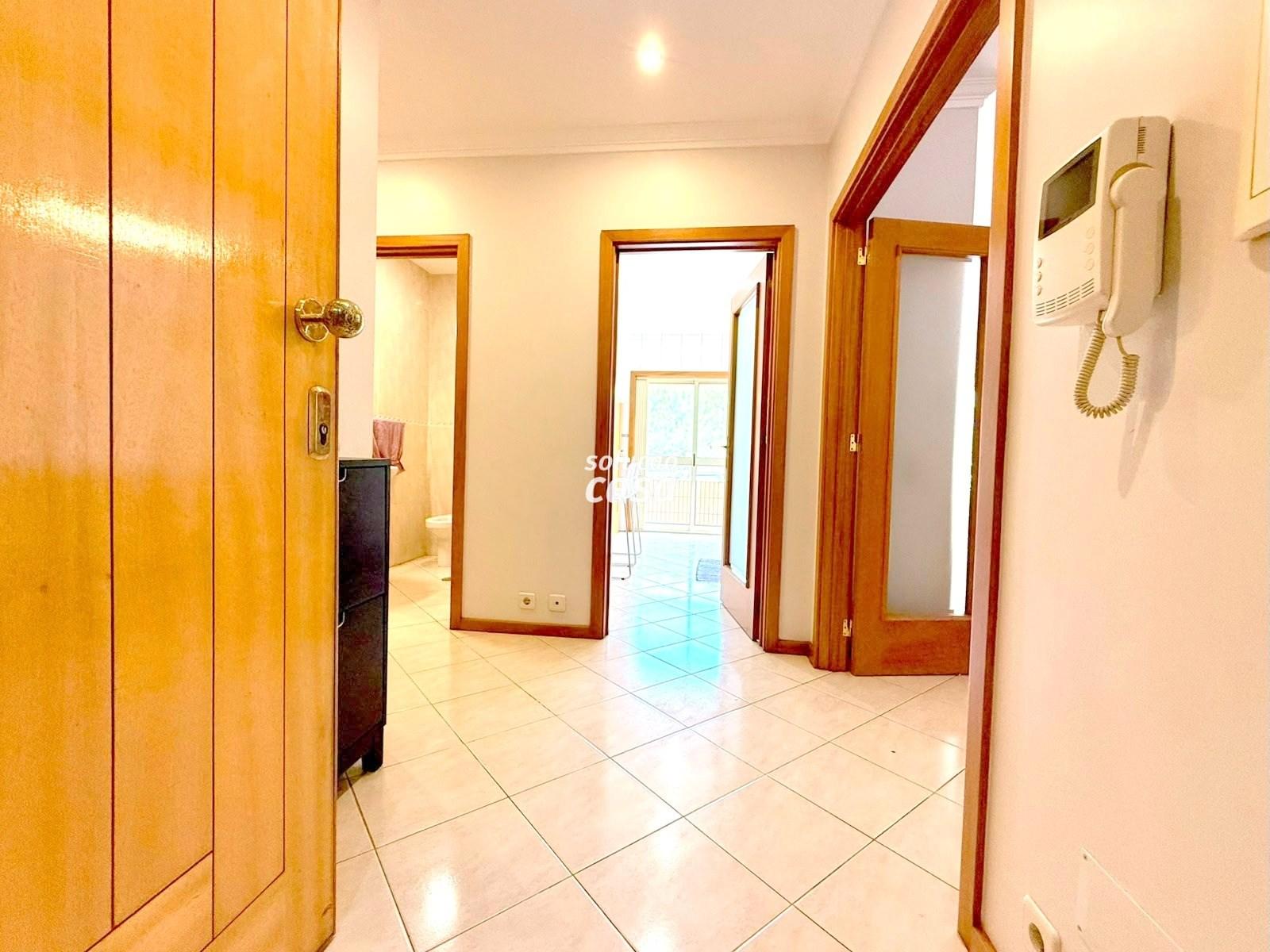 Apartamento T2 com Lugar de Garagem | Excelente Localização