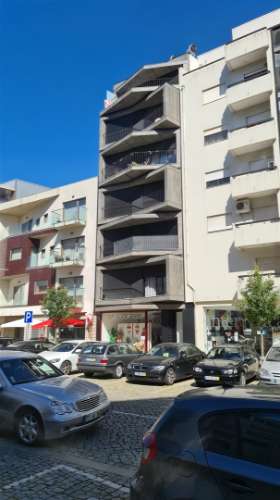 ARRENDAMENTO - Apartamento T1 no centro de Barcelos