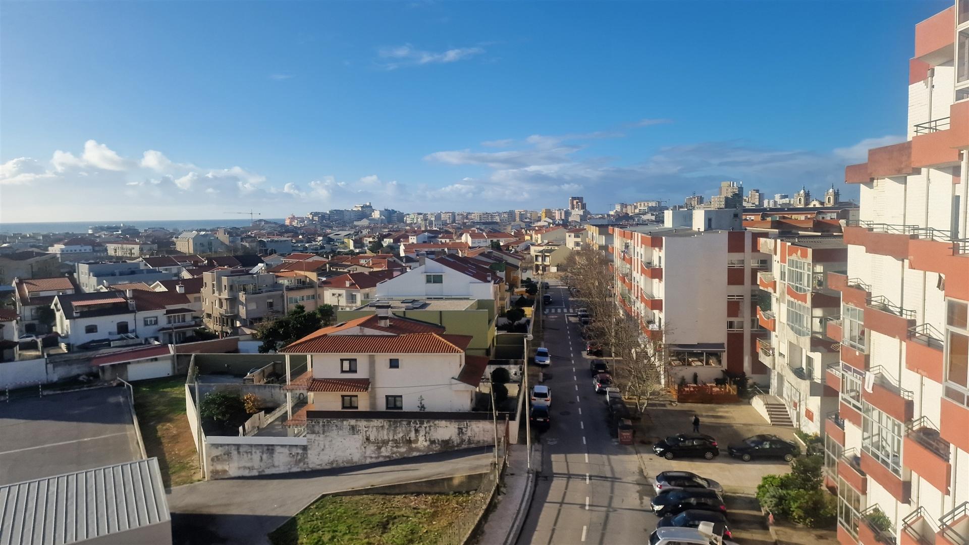 Apartamento T2+1 no centro da Póvoa de Varzim