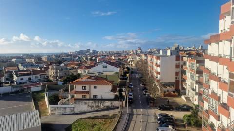 Apartamento T2+1 no centro da Póvoa de Varzim
