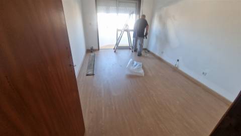 Apartamento T2+1 no centro da Póvoa de Varzim
