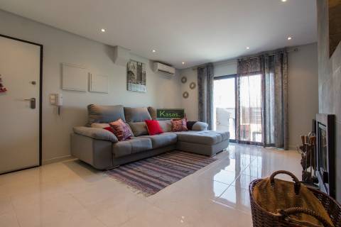 Moradia Geminada T3 Venda em Quinta do Conde,Sesimbra