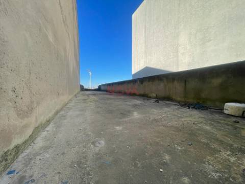 Terreno localizado em Vila do Conde  na primeira linha do mar | NOVA Imobiliária