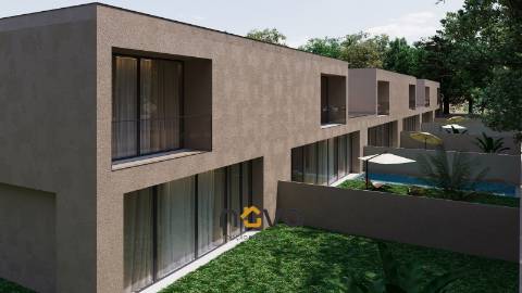 Excelentes moradias T3/ T3+1 de LUXO situadas a 900m da praia | NOVA Imobiliária