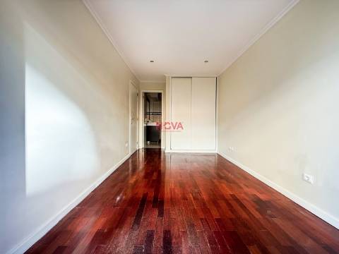 Apartamento T2 Venda em Valongo,Valongo