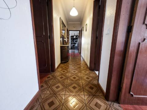 Moradia Isolada T5 Venda em Alvarelhos e Guidões,Trofa