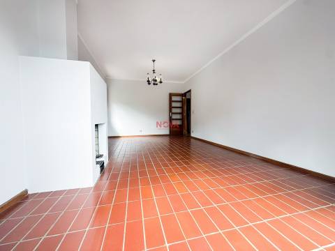 Apartamento T3 Venda em Gondomar (São Cosme), Valbom e Jovim,Gondomar