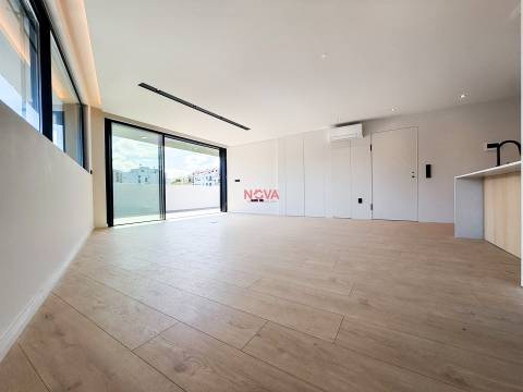 Apartamento T3 Venda em Gondomar (São Cosme), Valbom e Jovim,Gondomar