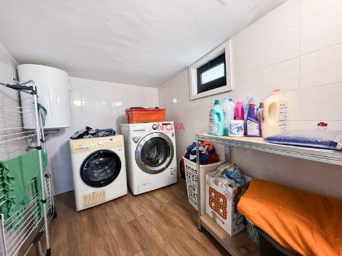 Moradia Geminada T3 Venda em Baguim do Monte (Rio Tinto),Gondomar