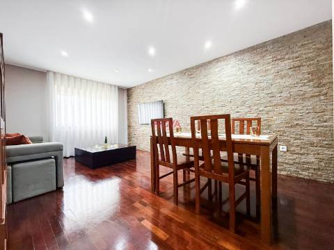 Andar Moradia T2 Venda em Ermesinde,Valongo