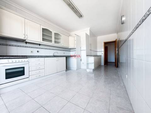 Apartamento T2 Arrendamento em Alfena,Valongo