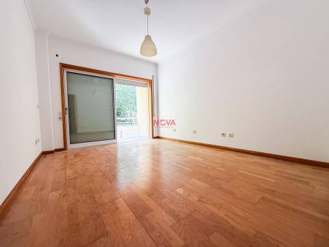 Apartamento T2 Arrendamento em Alfena,Valongo