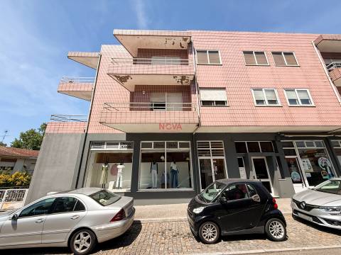 Loja  Trespasse em Ermesinde,Valongo