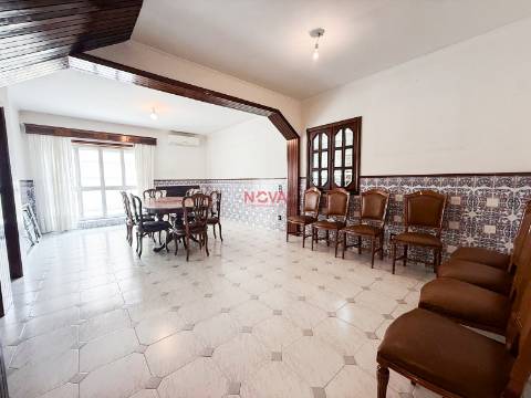 Apartamento >=T10 Venda em Paranhos,Porto