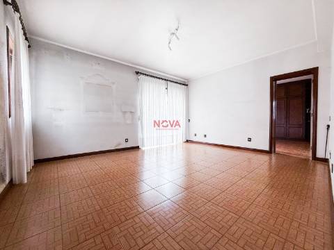 Apartamento >=T10 Venda em Paranhos,Porto