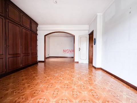 Apartamento >=T10 Venda em Paranhos,Porto