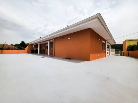 Moradia Isolada T3+1 Venda em Canedo, Vale e Vila Maior,Santa Maria da Feira