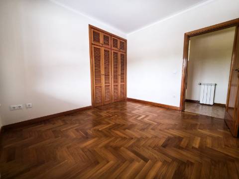 Moradia Isolada T3+1 Venda em Canedo, Vale e Vila Maior,Santa Maria da Feira