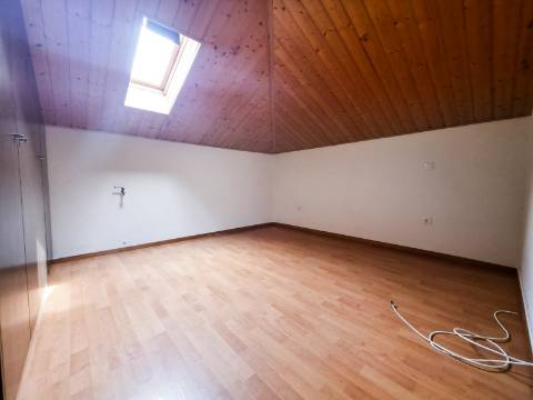 Moradia Isolada T3+1 Venda em Canedo, Vale e Vila Maior,Santa Maria da Feira