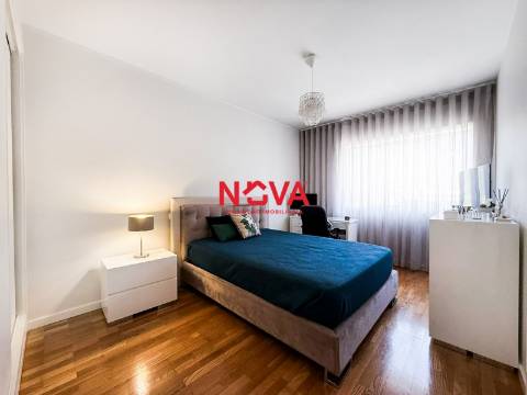 Moradia Geminada T4 Venda em Águas Santas,Maia