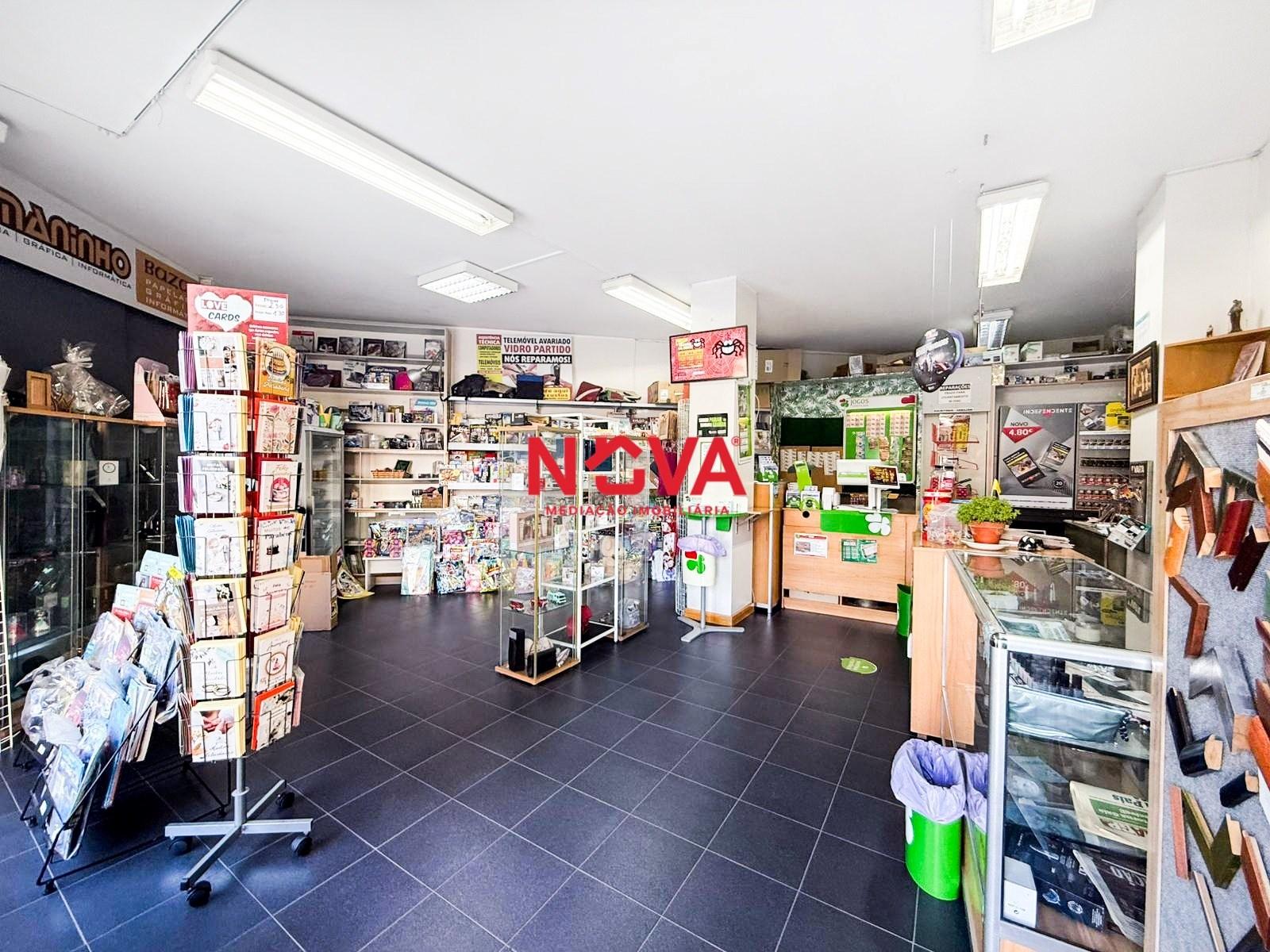 Loja  Venda em Pedrouços,Maia