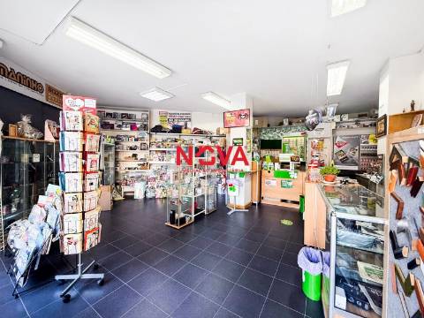 Loja  Venda em Pedrouços,Maia
