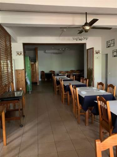 Restaurante "A Palmeira" à Venda – Estômbar