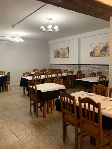 Restaurante "A Palmeira" à Venda – Estômbar