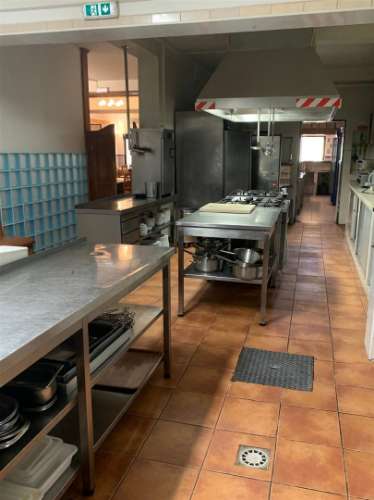 Moradia (Possibilidade) em Estômbar