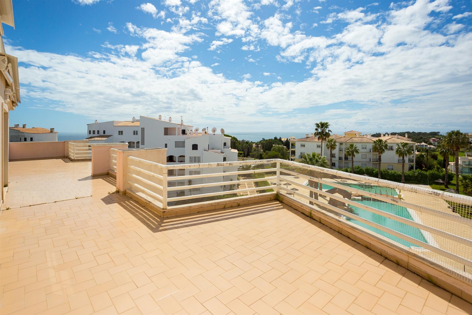 Penthouse T3 Exclusiva no Empreendimento Estrela do Vau