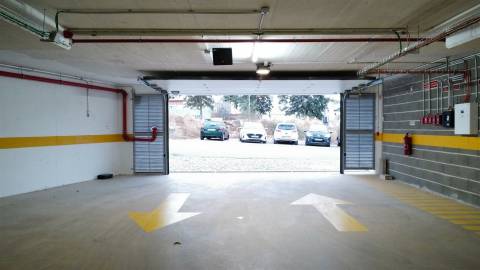 Garagens Box Privadas na Zona Ribeirinha de Portimão