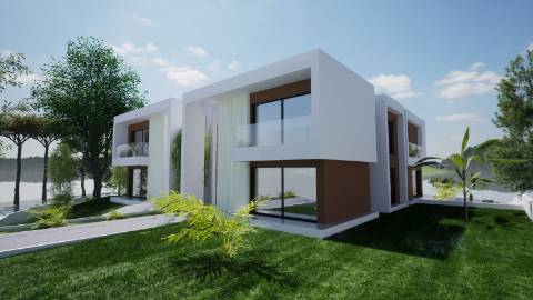 Luxuosa Moradia T4 em Tróia